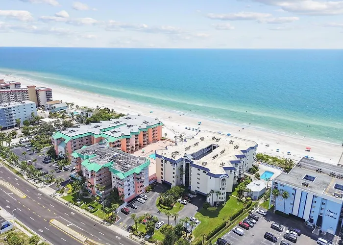 Coastal Ocean View At Palms
